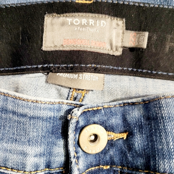 Torrid Bombshell Skinny Jeans Women’s Plus Size 22S Premium Stretch - Picture 11 of 14